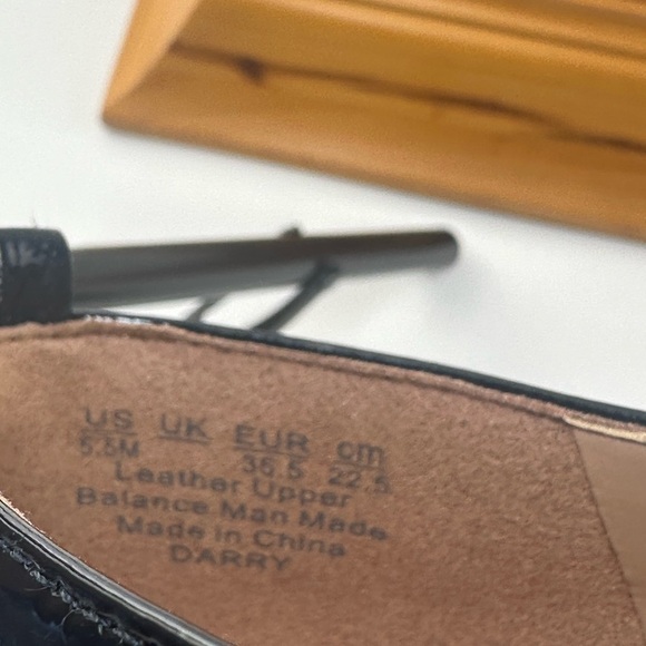 Naturalizar Sleek Black Loafers with Chunky Platform Sole - Picture 7 of 13